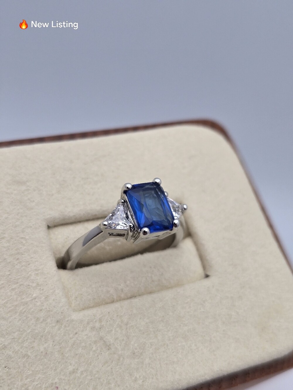 Blue Sapphire-Style Emerald Cut Crystal Ring Silver Tone Size 6.75 New